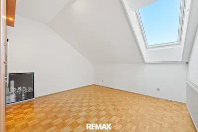 3-Zimmer-Wohnung kaufen in Wels-Land – 76,62 m², € 245.000 – Bild 2 von 5