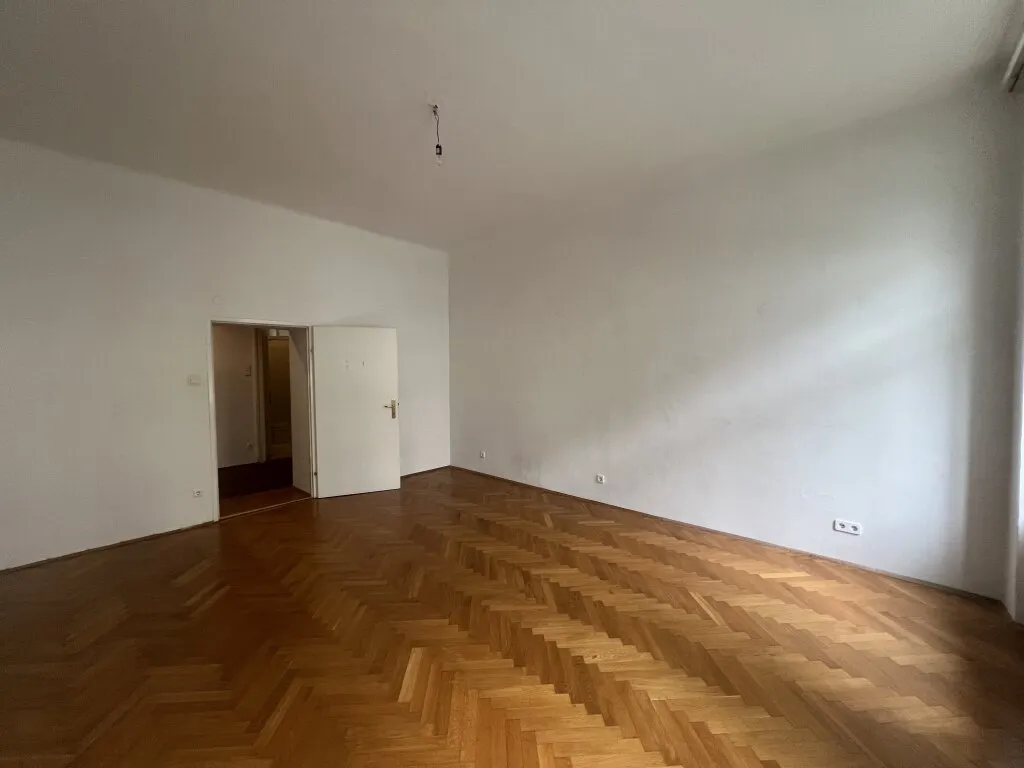 Wunderschönes 4-Zimmer-Büro-/Praxisräumlichkeit mit zwei Balkone in einem zentral gelegenen Stilaltbauzinshaus - im Grazer Bezirk St. Leonhard - Ansicht 2