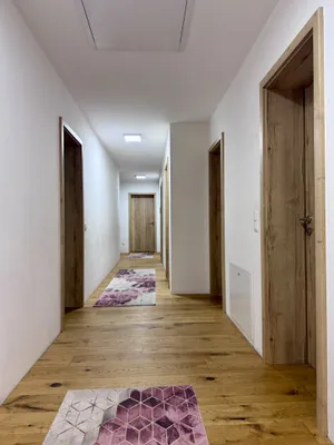 5-Zimmer-Haus kaufen in Braunau am Inn – 136 m², € 585.000 – Bild 8 von 10