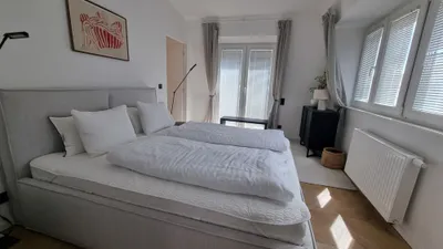 möbliertes City Apartment mit Terrasse, 2 Schlafzimmer – Bild 3