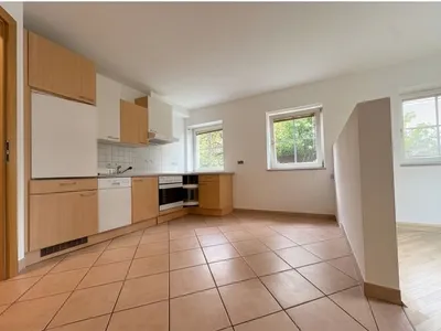 3-Zimmer-Wohnung mieten in Urfahr-Umgebung – 95 m², € 1.117 – Bild 2 von 8