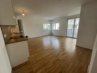 2-Zimmer-Wohnung mit großem Balkon im 1. OG in ländlicher Ruhelage und schönem Neubau zu mieten in 1230 Wien – Bild 2