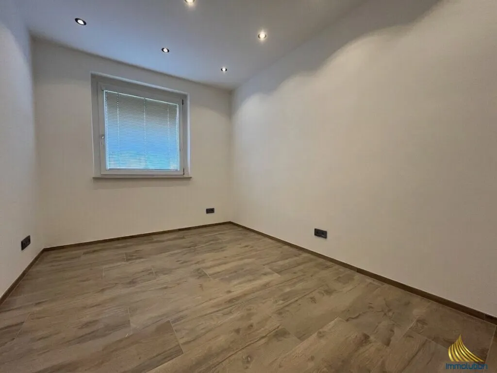 Hochwertig Sanierte Wohnung mit Klimaanlage und vielen Extras- einziehen statt renovieren - Ansicht 3
