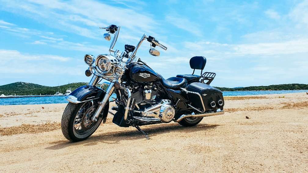 Harley-Davidson Road King Letzte ihrer Art: Road King Classic FLHRC Tourer