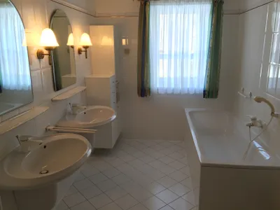4-Zimmer-Haus mieten in Grieskirchen – 188 m², € 1.770 – Bild 12 von 18