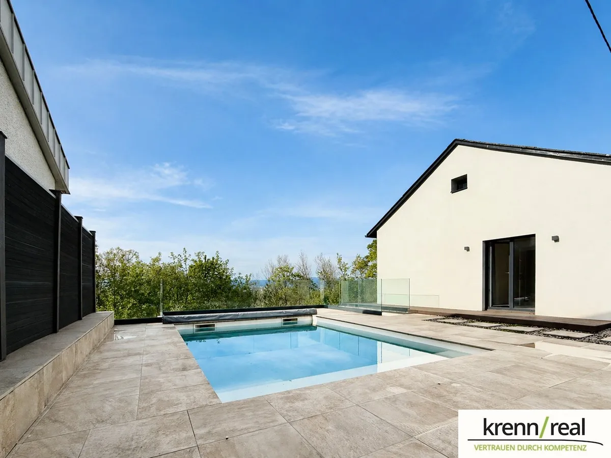 Modern saniertes Einfamilienhaus mit Pool, Garten & Waldanteil – pohled 2