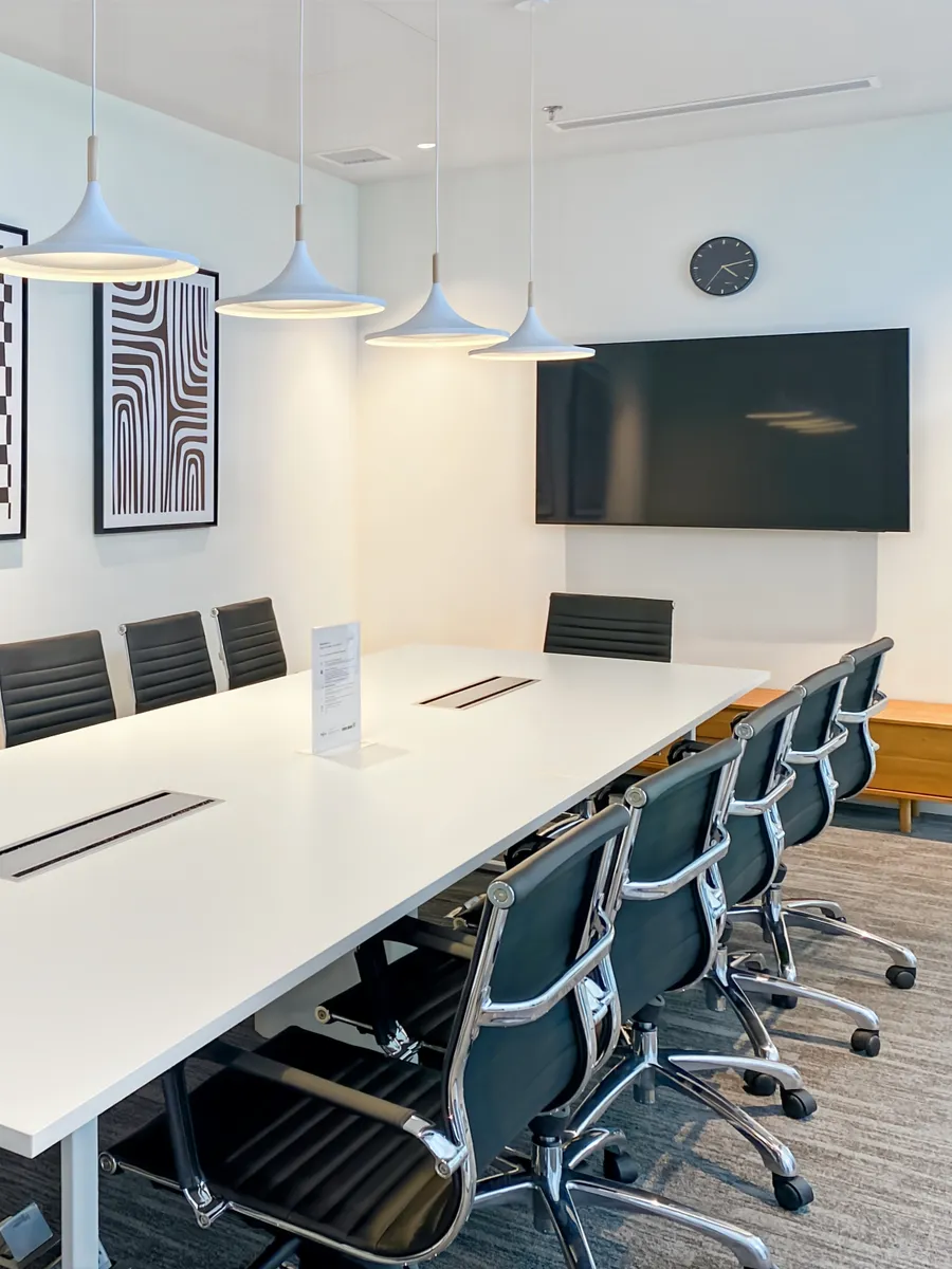 Arbeitsplätze, Services und Support unterstützen Sie bei der Arbeit in Regus DC Tower - Ansicht 2