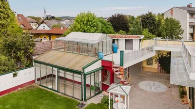7-Zimmer-Haus kaufen in Vöcklabruck – 210 m², € 385.000 – Bild 2 von 15