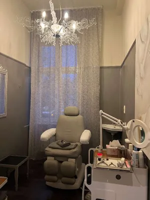 8-Zimmer-Gewerbeimmobilie mieten in Salzburg Stadt – 228 m², € 3.980 – Bild 5 von 15