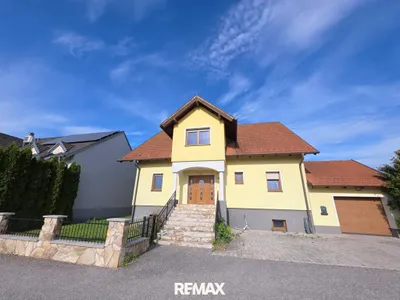 5-Zimmer-Haus kaufen in Mistelbach – 220 m², € 590.000 – Bild 2 von 28