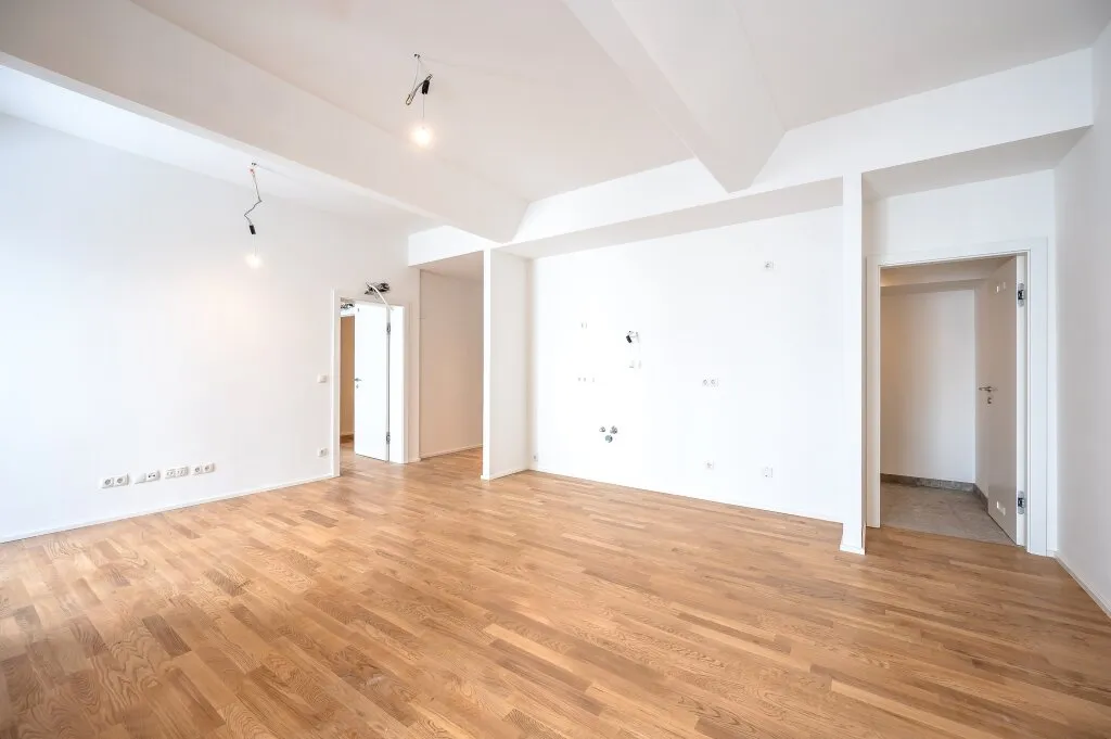 ++NEU++ fantastische 2-Zimmer Altbauwohnung mit Loggia (Erstbezug) - BESTLAGE! - Ansicht 2