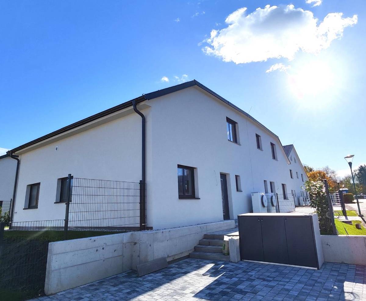 Exklusives Doppelhaus in beständiger Ziegelbauweise Haus 5 Top 1, Gaaden
