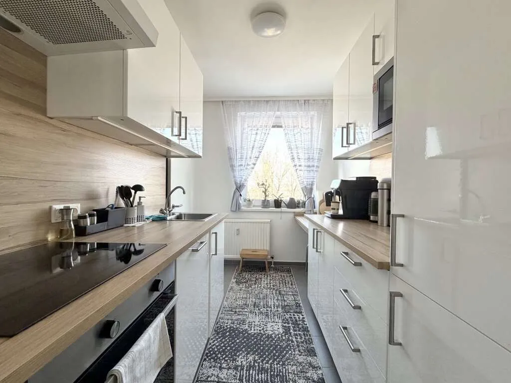 Helle 3-Zimmer-Wohnung mit separater Küche und Balkon in Ruhelage - Ansicht 3