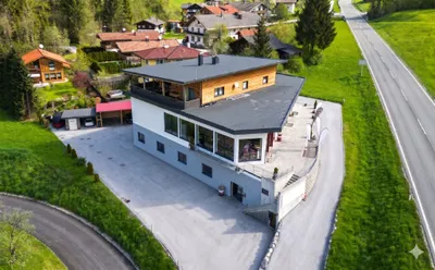 Gewerbeimmobilie kaufen in Kitzbühel – 1 116 m², € 2.525.000 – Bild 1 von 9