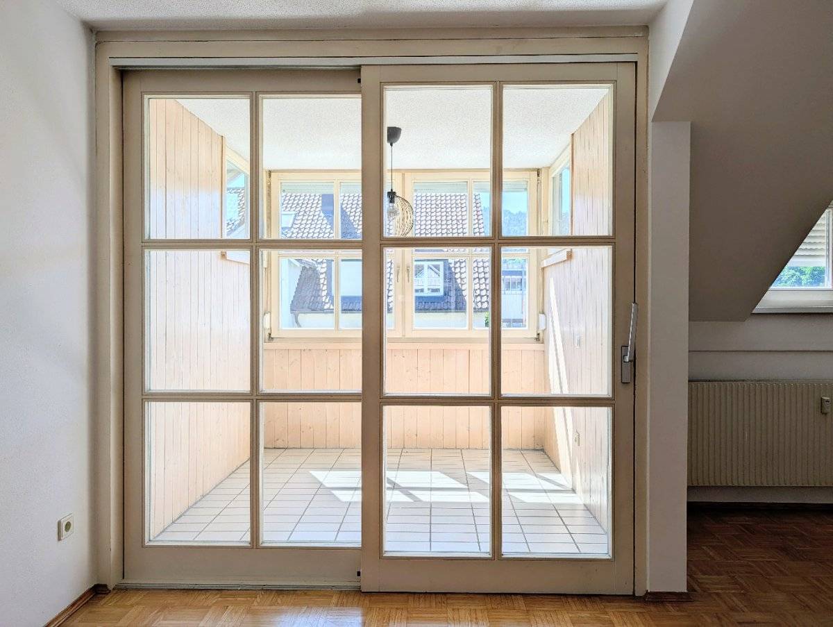 Helle 3,5 Zimmer-Wohnung mit Loggia, Tiefgarage und Top-Raumaufteilung in Kennelbach - Ansicht 3