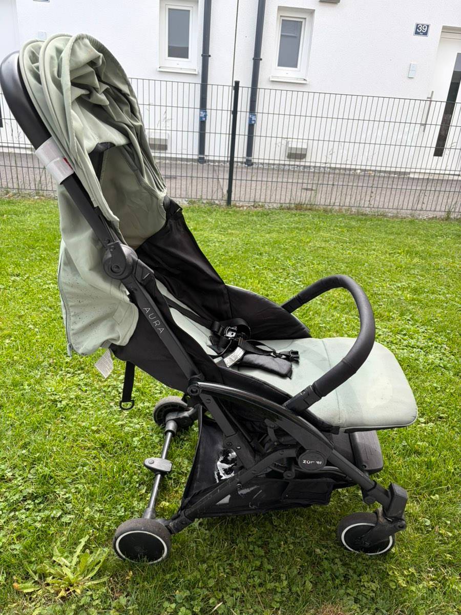 Zummi Aura Compact Buggy Kinderwagen Juniper Grn - leicht & kompakt,   35,- (4860 Lenzing) - willhaben
