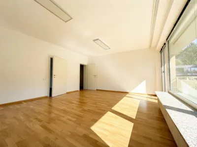 5-Zimmer-Gewerbeimmobilie mieten in Salzburg Stadt – 104 m², € 1.290 – Bild 4 von 17