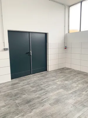 Gewerbeimmobilie mieten in Linz – 705 m², € 4.353 – Bild 11 von 32