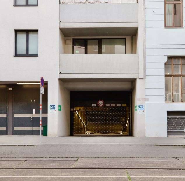 Tiefgarage KFZ Stellplatz - TOP Anbindung / U6 / provisionsfrei - Ansicht 2
