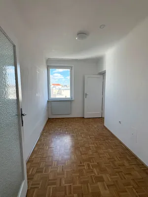 Helle 2-Zimmer-Wohnung im 6. Liftstock mit schönem Weitblick - 1210 Wien – Bild 3