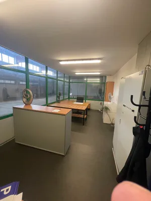 Gewerbeimmobilie mieten in Gmunden – 400 m², € 8 – Bild 3 von 6
