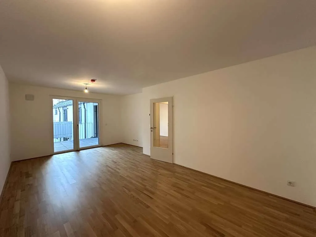 JETZT INVESTIEREN! Charmante 2-Zimmer Wohnung mit getrennter Küche und geräumigem Schlafzimmer - Erstbezug und Provisionsfrei! – pohled 3
