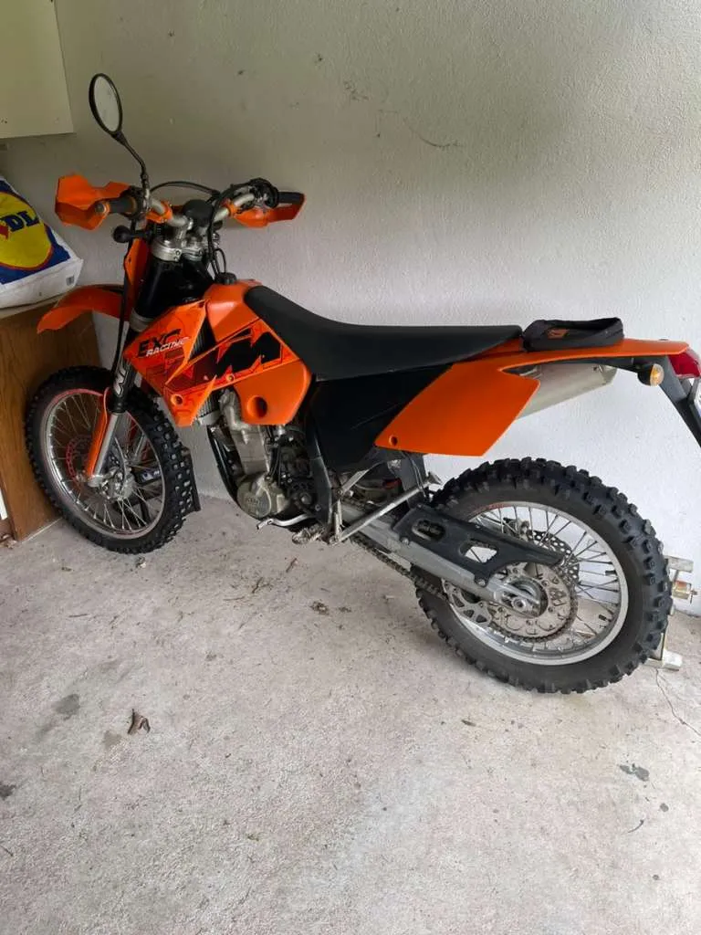 KTM 525
