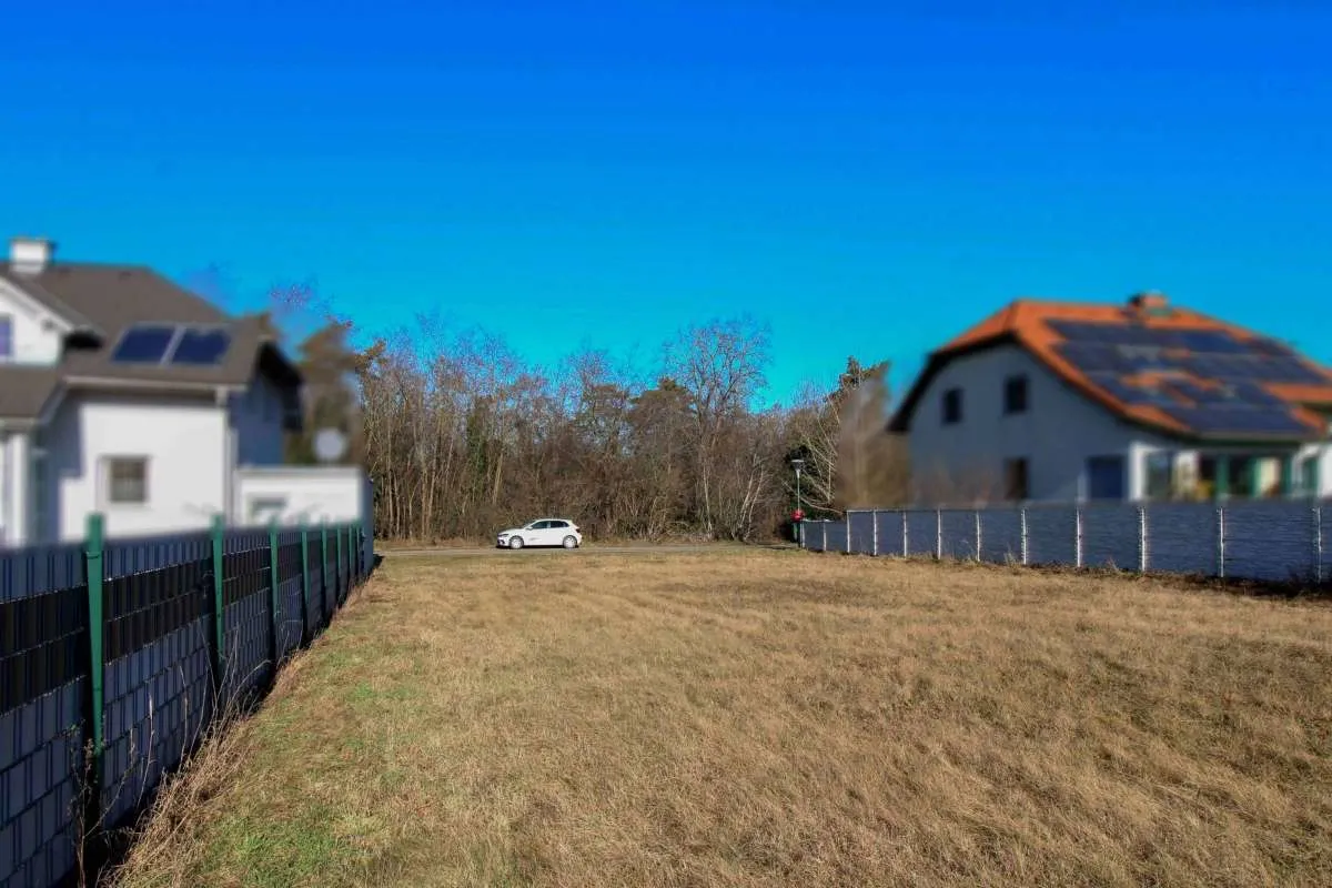 Ihr Bauprojekt im Grünen: Großes Grundstück mit flexiblen Möglichkeiten in Strasshof an der Nordbahn - Ansicht 3