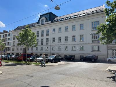 Exklusive Dachgeschoßwohnung mit Südterrasse in Bestlage von Döbling