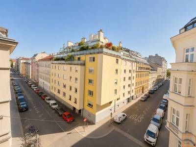 4 Zimmer Altbauwohnung im 3. Liftstock mit kleinem Eckbalkon - direkt beim Belvedere – Bild 2