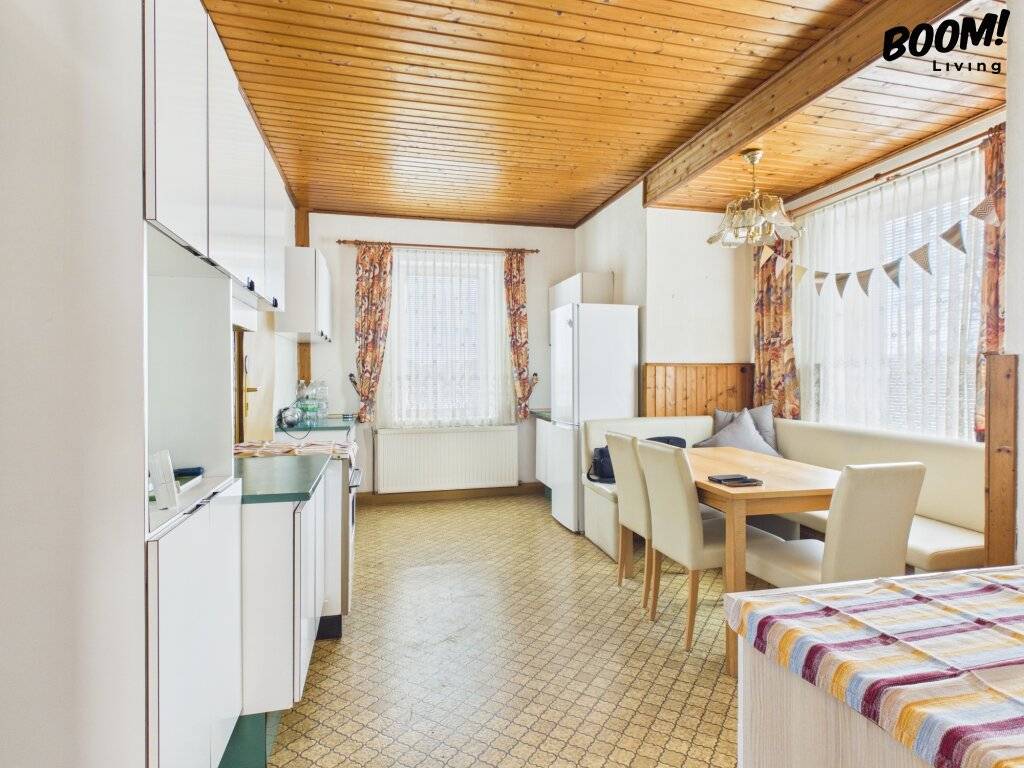 Einfamilienhaus auf großem Eckgrundstück und guter Anbindung ! - Ansicht 3