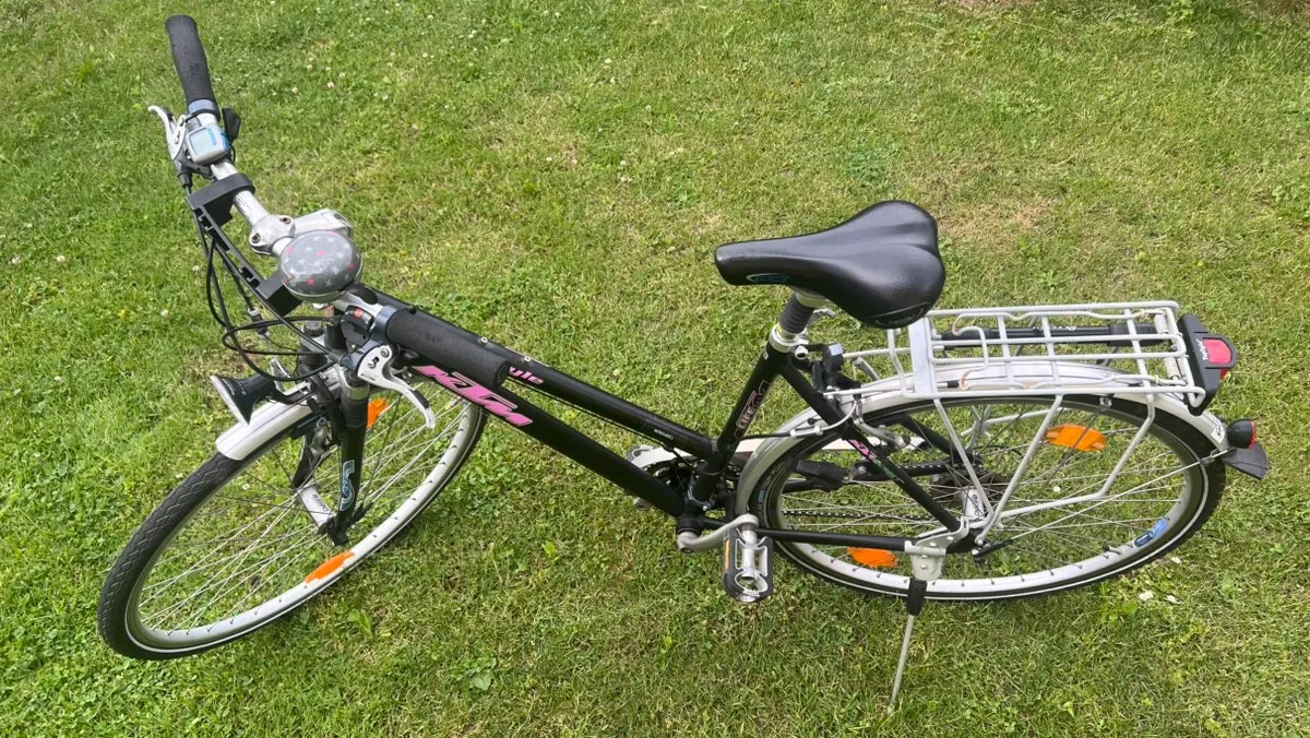 gebrauchtes fully mountainbike Haibike AllMtn 3 E-Mountainbike Gebraucht | Generalüberholt Wähle Deine Farbe:Dune Handschuhe City Pro | Revendeur