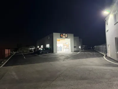 Gewerbeimmobilie mieten in Wiener Neustadt Land – 175 m², € 5.820 – Bild 2 von 20