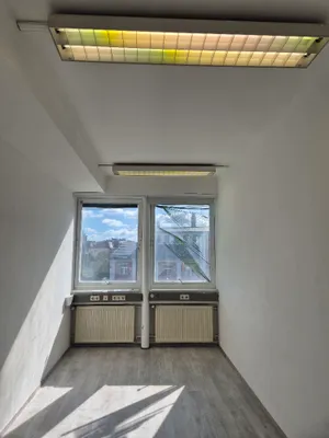 Gewerbeimmobilie mieten in Wien – 14 m², € 213