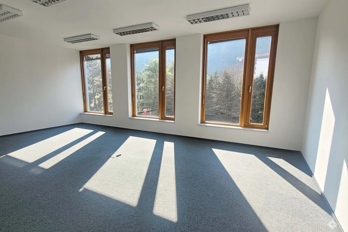 Büro in Top Lage – pohled 2