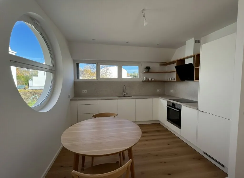 1190! Ihr neues Zuhause in Döbling: "Erstklassige Ausstattung, 4-Zimmer, 3 Terrassen, Galerie und Tiefgaragenplatz - GENERALSANIERT" - Ansicht 3