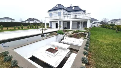 5-Zimmer-Immobilie kaufen in Baden – 346 m², € 1.200.000 – Bild 2 von 6