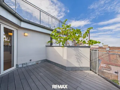 Moderne Dachgeschoßmaisonette mit Terrasse nahe Meiselmarkt – Bild 2