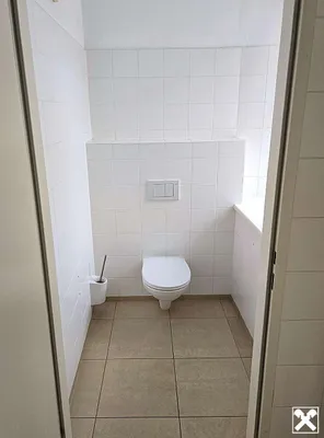 10-Zimmer-Gewerbeimmobilie mieten in Amstetten – 233 m², € 7 – Bild 14 von 26