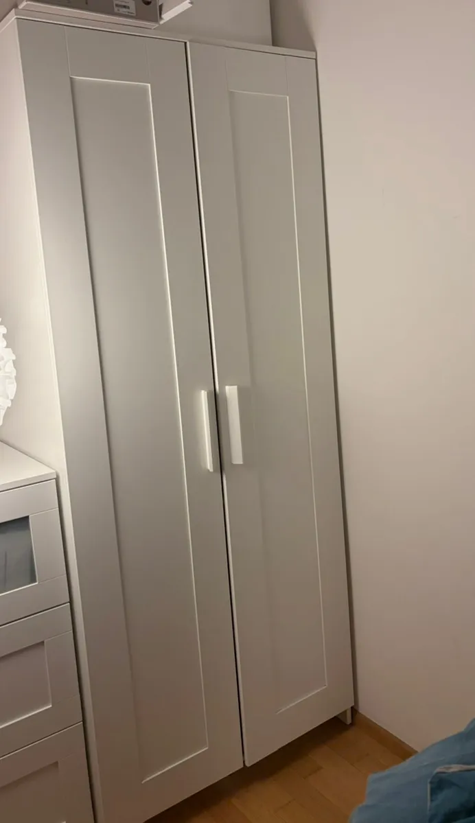 Kleiderschrank IKEA - weiß, 2-türig, € 85,- (1030 Wien)