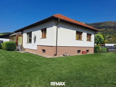 Haus kaufen in Neunkirchen – 125 m², € 380.000