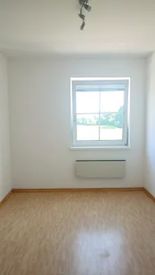 4-Zimmer-Wohnung mieten in Wiener Neustadt Land – 100 m², € 943 – Bild 10 von 15