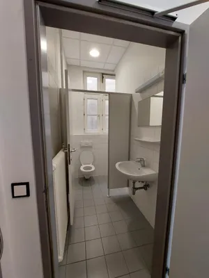 9-Zimmer-Gewerbeimmobilie mieten in Wien – 714 m², € 11.181 – Bild 4 von 34