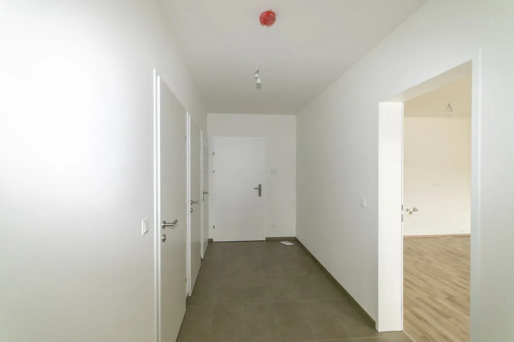 ERSTBEZUG: Erdgeschoßwohnung mit großzügigem Garten - Ansicht 3