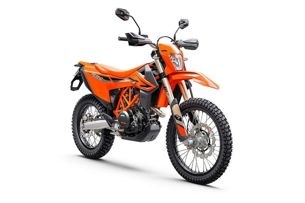 KTM 690 Enduro R AKTIONSPREIS MY2024 - NUR MEHR 1 S... Enduro