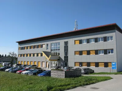 Gewerbeimmobilie mieten in Vöcklabruck – 30 m², € 8
