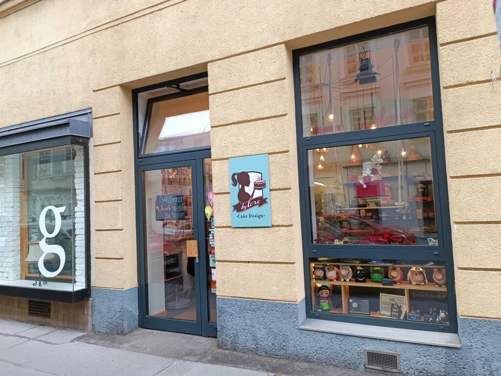 * CAKE-SHOP * CAFE * KONDITOREI * EISSALON * beim Karmelitermarkt - Ansicht 2