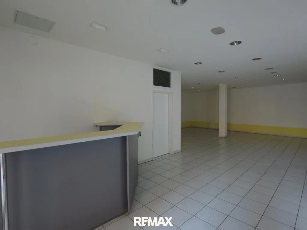 Vielseitiges Studio oder Geschäftslokal in bester Innenstadtlage – pohled 3
