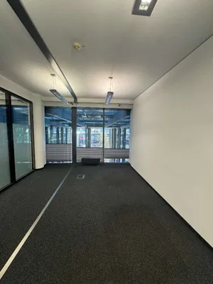 1-Zimmer-Gewerbeimmobilie mieten in Wien – 24 m², € 990 – Bild 2 von 7