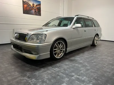 Toyota Crown Estate Athlete G